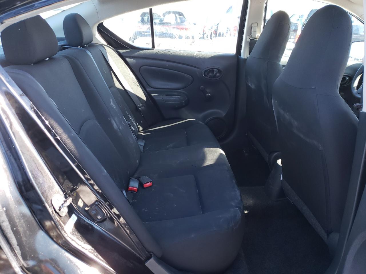 Photo 6 from auction – 2016 NISSAN VERSA S with VIN 3N1CN7AP6GL868071