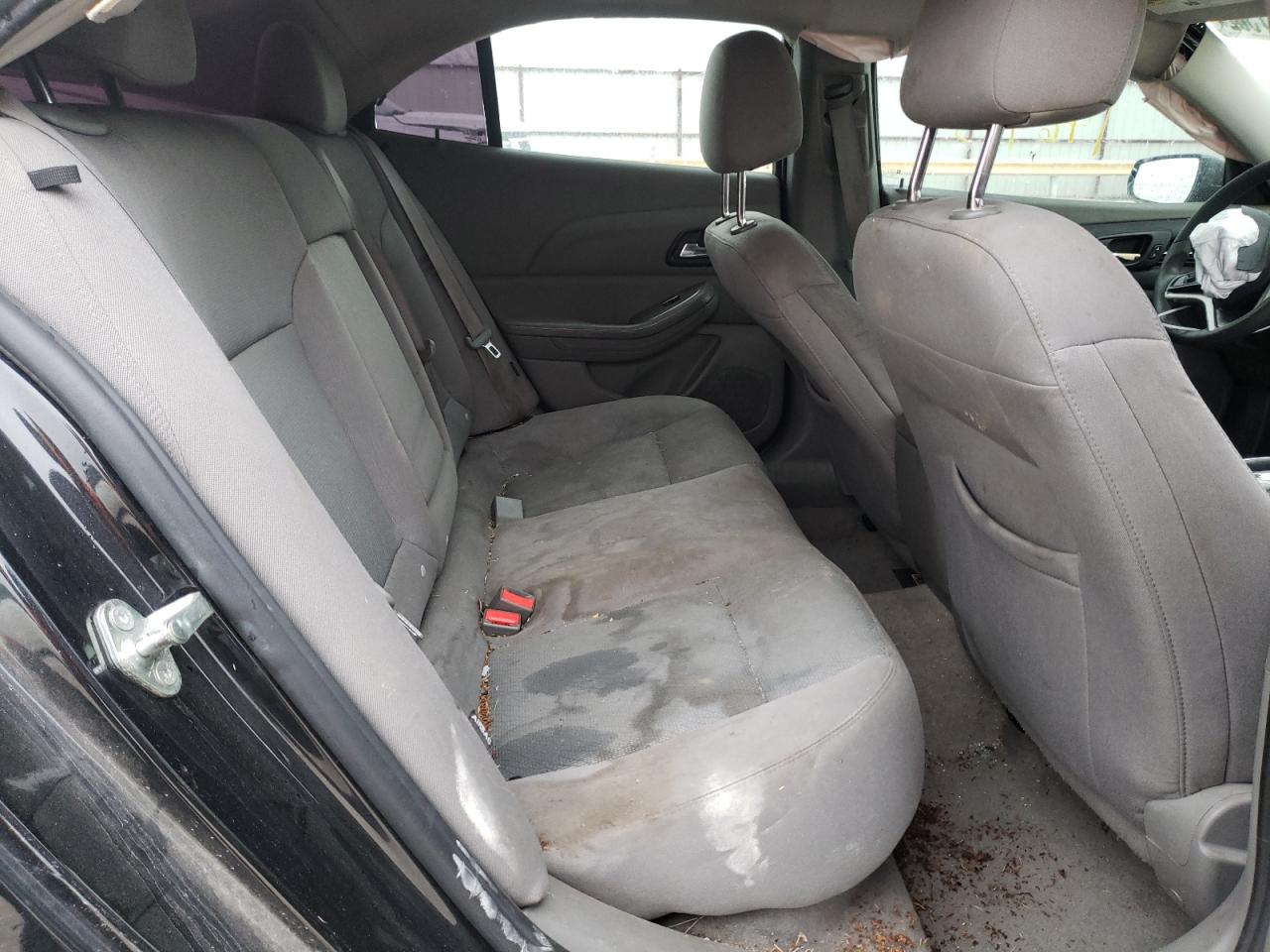 Photo 6 from auction – 2015 CHEVROLET MALIBU LS with VIN 1G11B5SL4FF137220