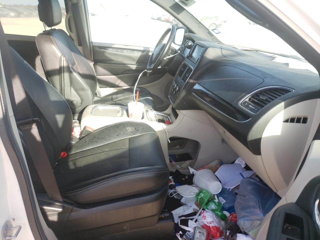 Photo 5 from auction – 2019 DODGE GRAND CARA with VIN 2C4RDGCG3KR742639