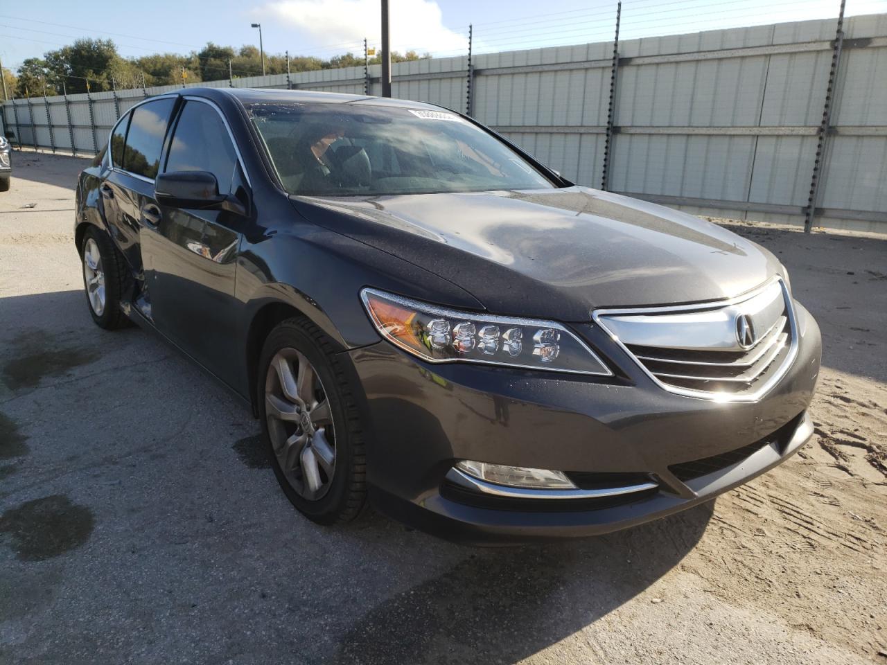 ACURA RLX 2014 with VIN JH4KC1F30EC003640 - Photo from auction