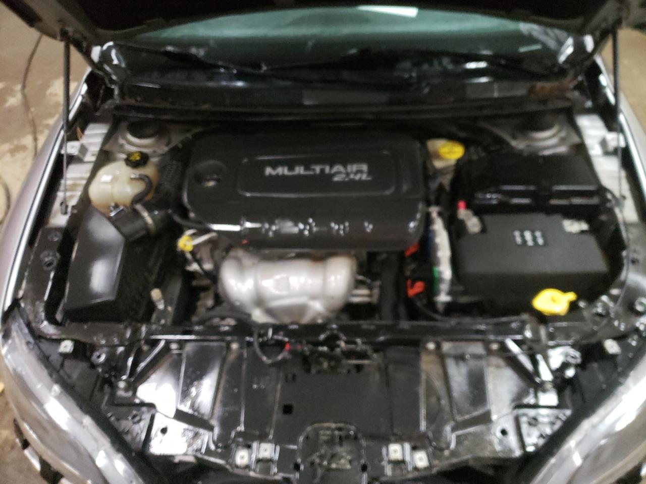 Photo 7 from auction – 2016 CHRYSLER 200 S with VIN 1C3CCCBB6GN137854