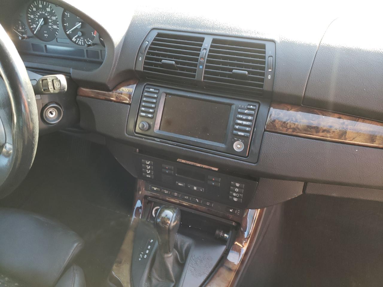 Photo 9 from auction – 2005 BMW X5 4.4I with VIN 5UXFB535X5LV12765
