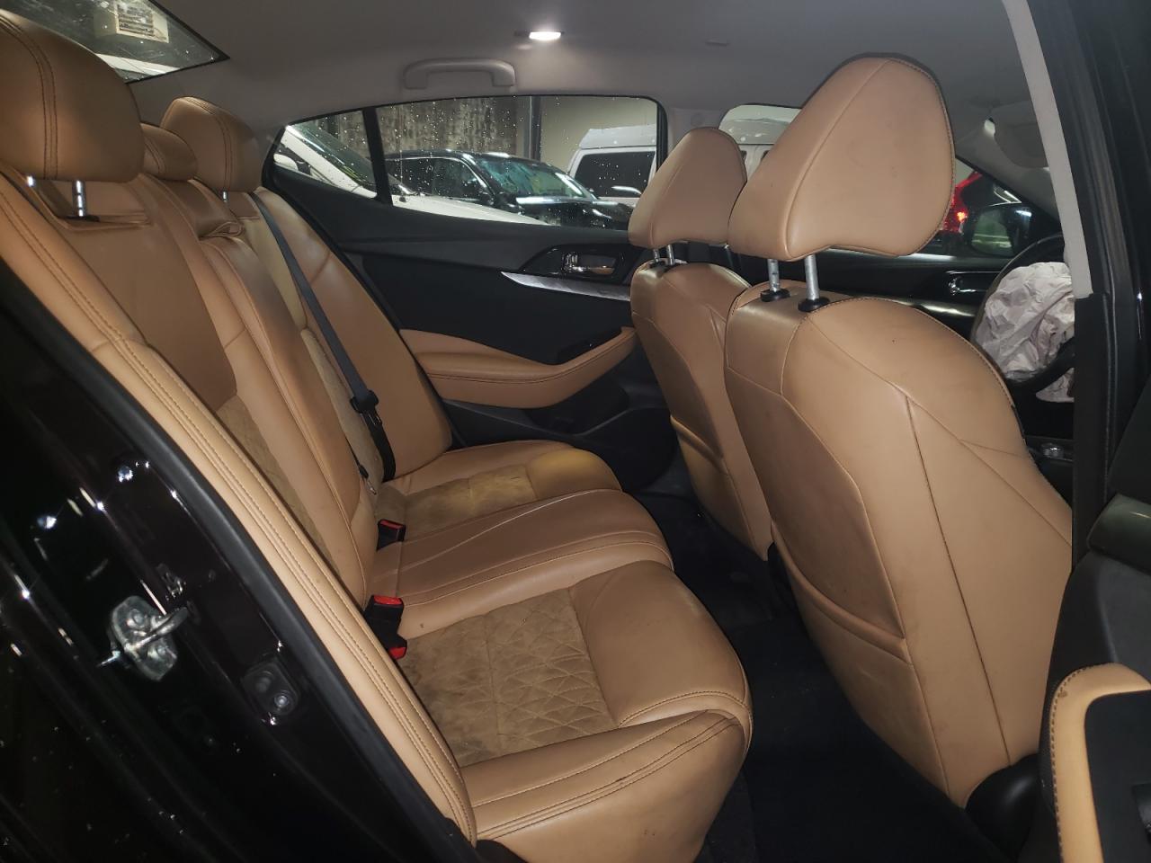 Photo 6 from auction – 2016 NISSAN MAXIMA 3.5 with VIN 1N4AA6AP0GC384344