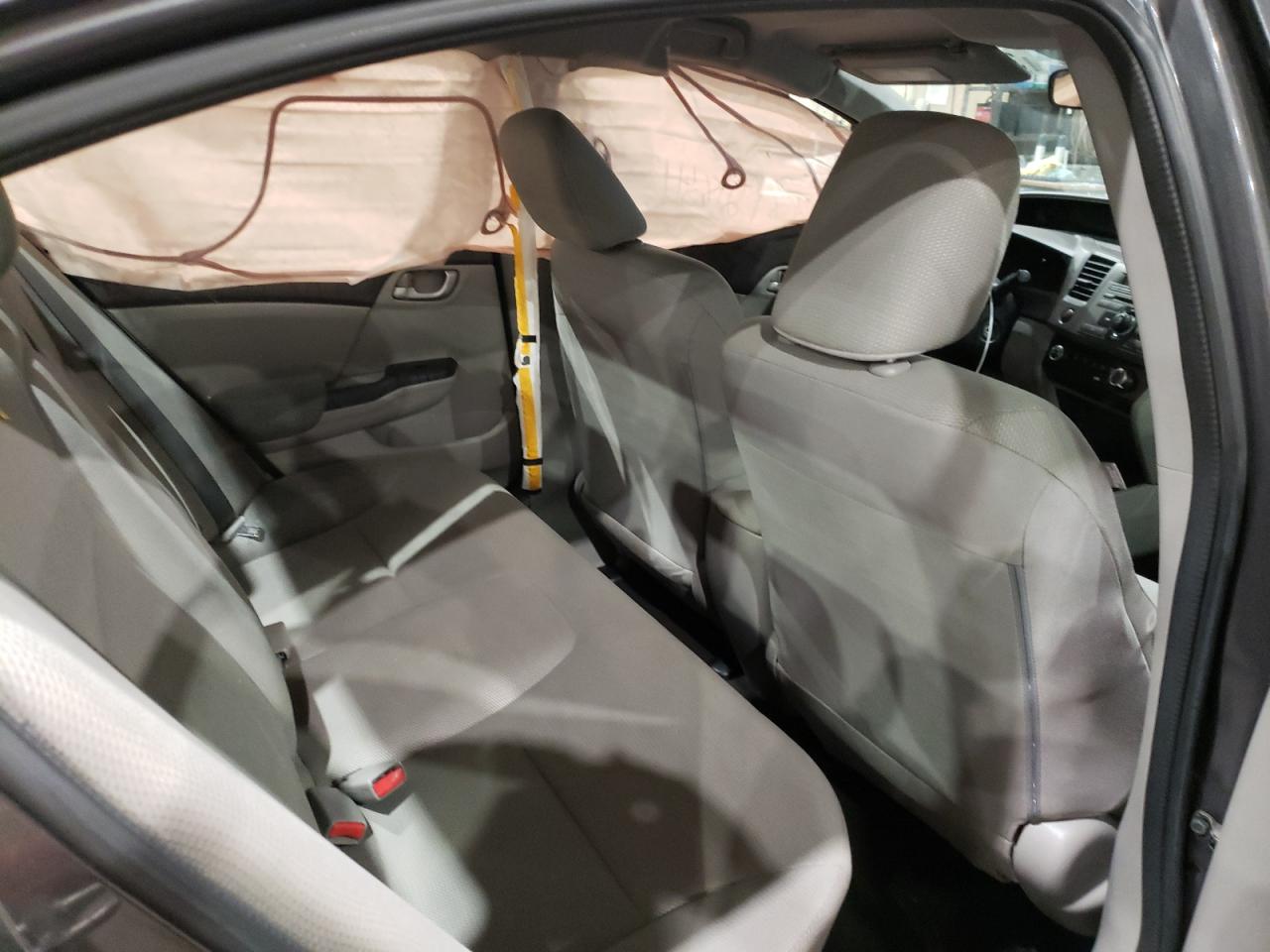 Photo 6 from auction – 2012 HONDA CIVIC DX with VIN 2HGFB2E2XCH047872