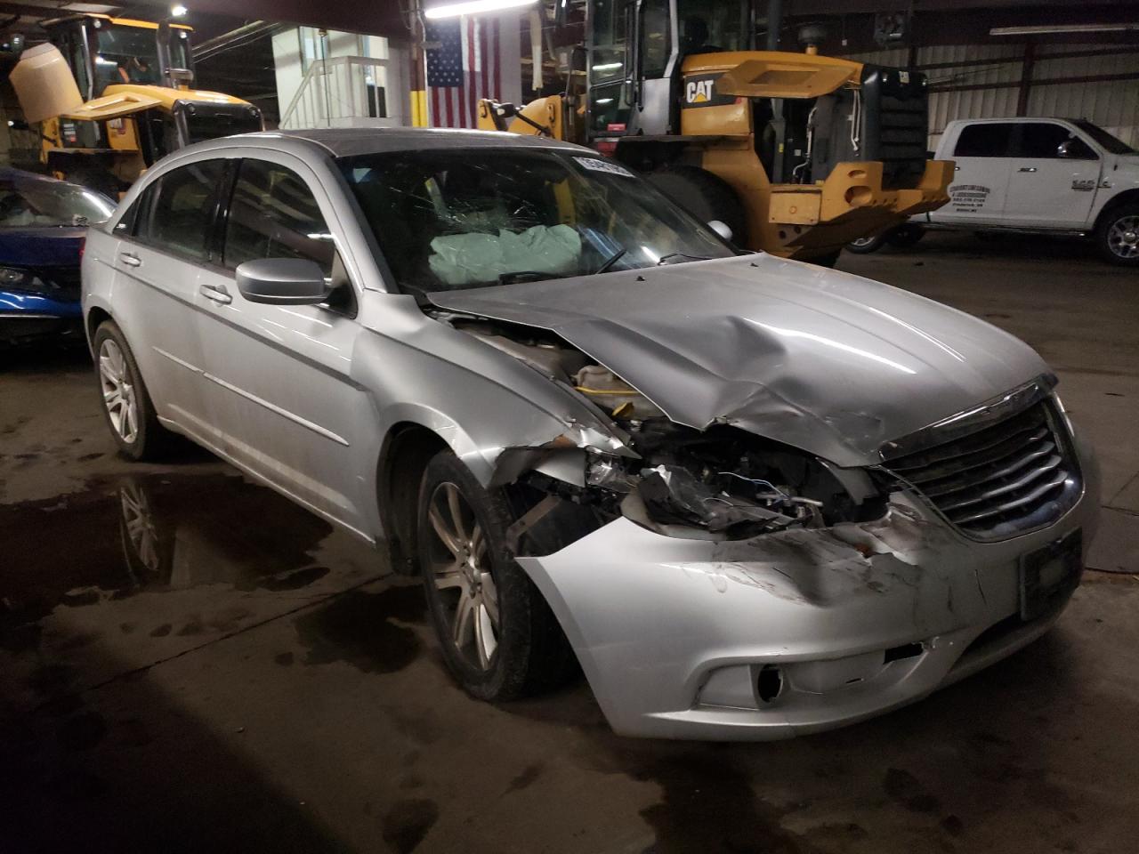 CHRYSLER 200 LX 2012 with VIN 1C3CCBAB1CN317099 - Photo from auction