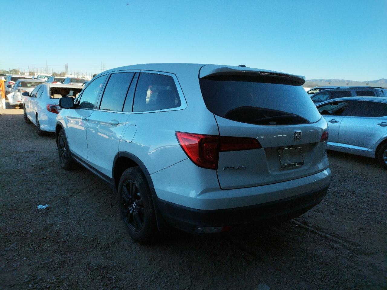 Photo 3 from auction – 2018 HONDA PILOT EXL with VIN 5FNYF5H5XJB031516