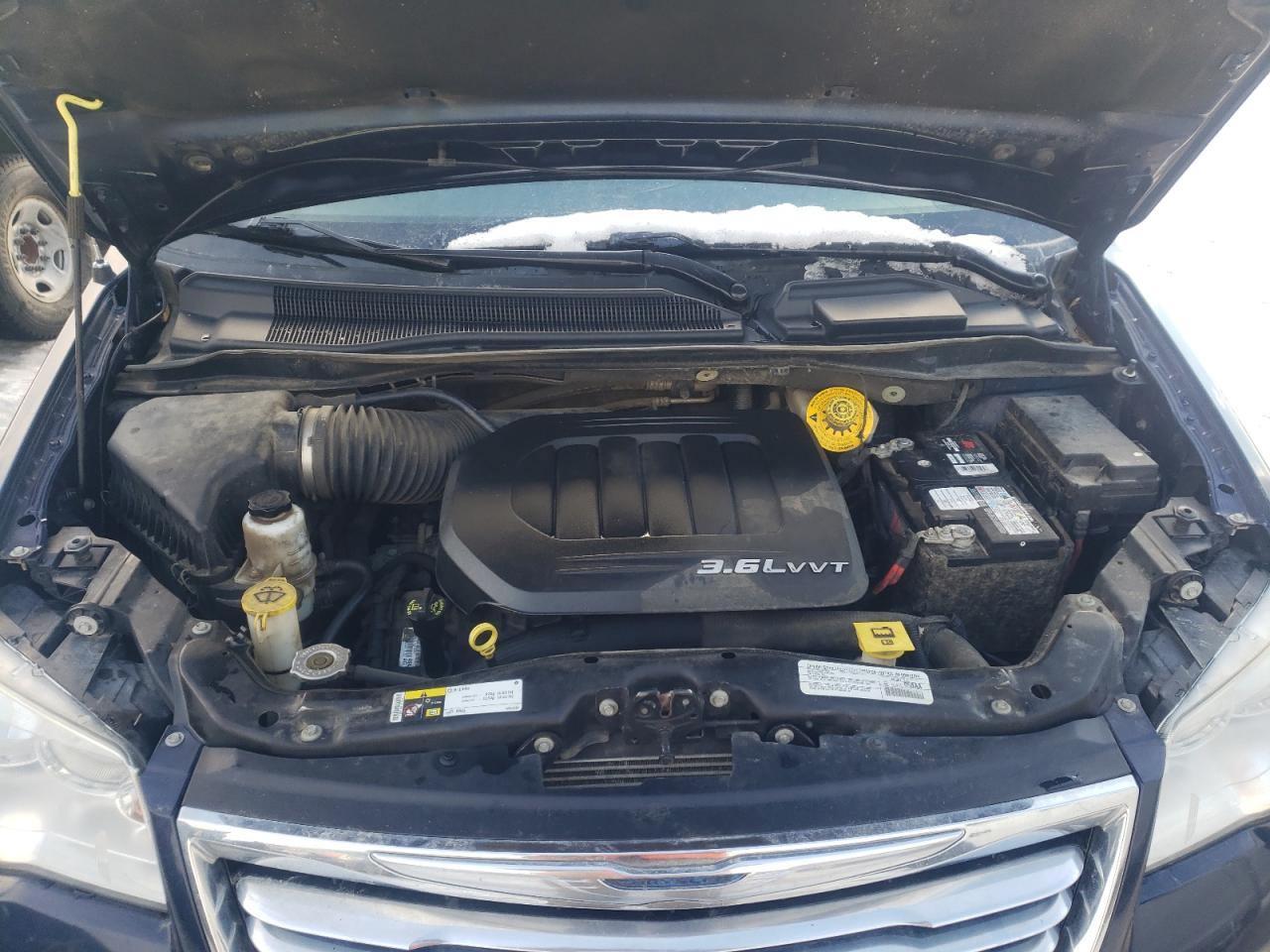 Photo 7 from auction – 2014 CHRYSLER TOWN & COU with VIN 2C4RC1CG1ER351901