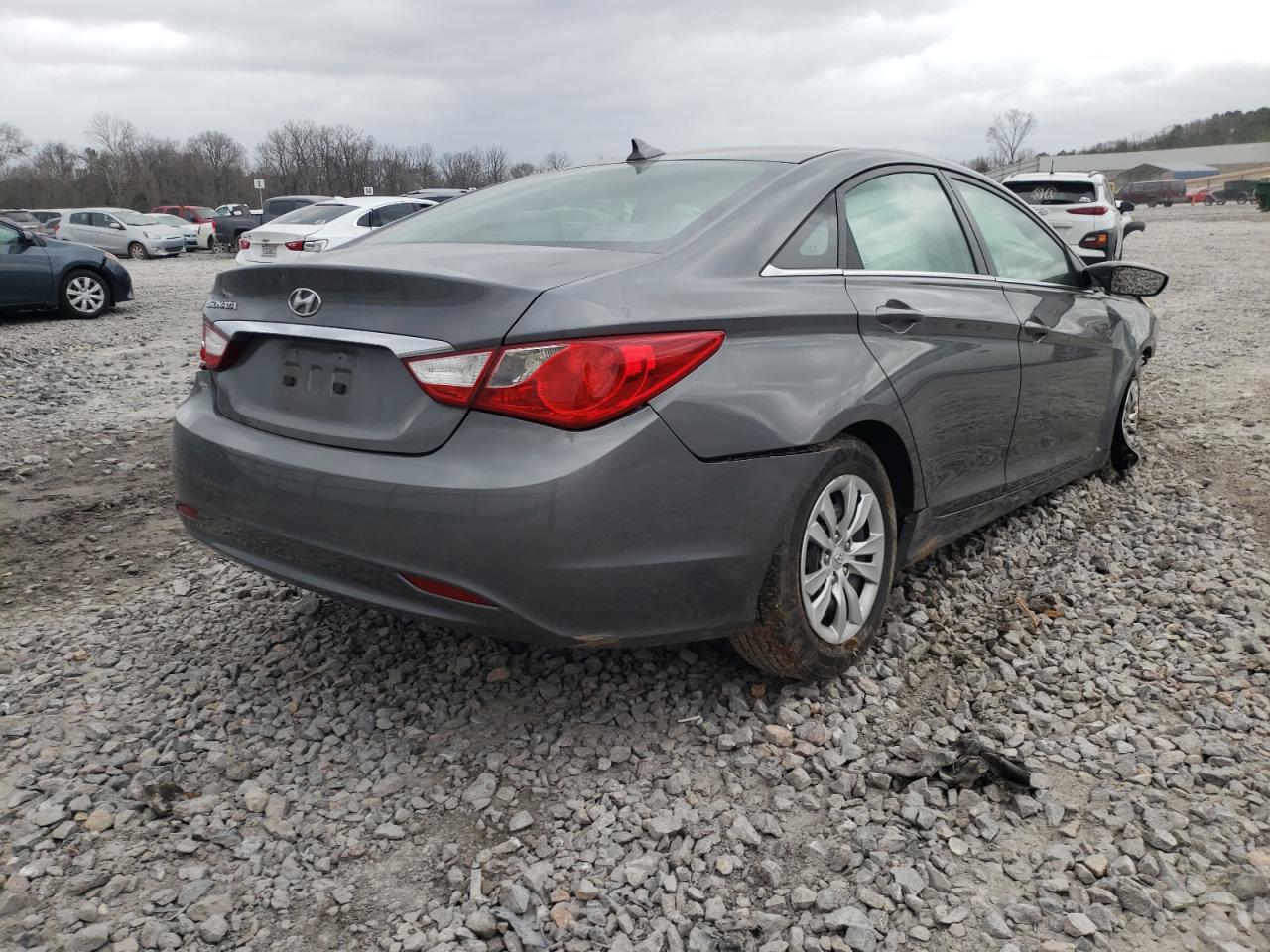 Photo 4 from auction – 2013 HYUNDAI SONATA GLS with VIN 5NPEB4AC8DH582048