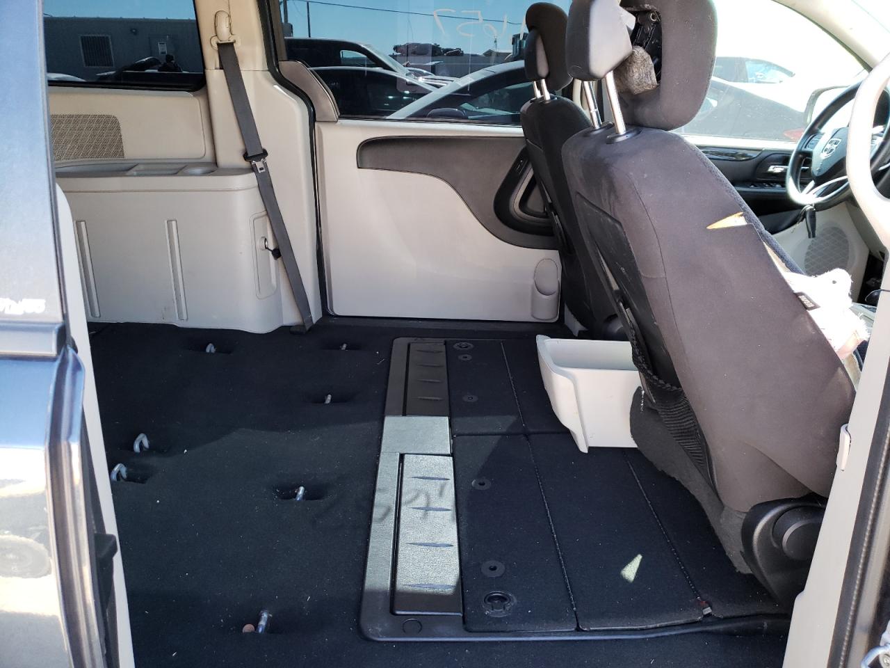 Фото 6 с аукциона – 2013 DODGE GRAND CARA с VIN 2C4RDGCG7DR770558