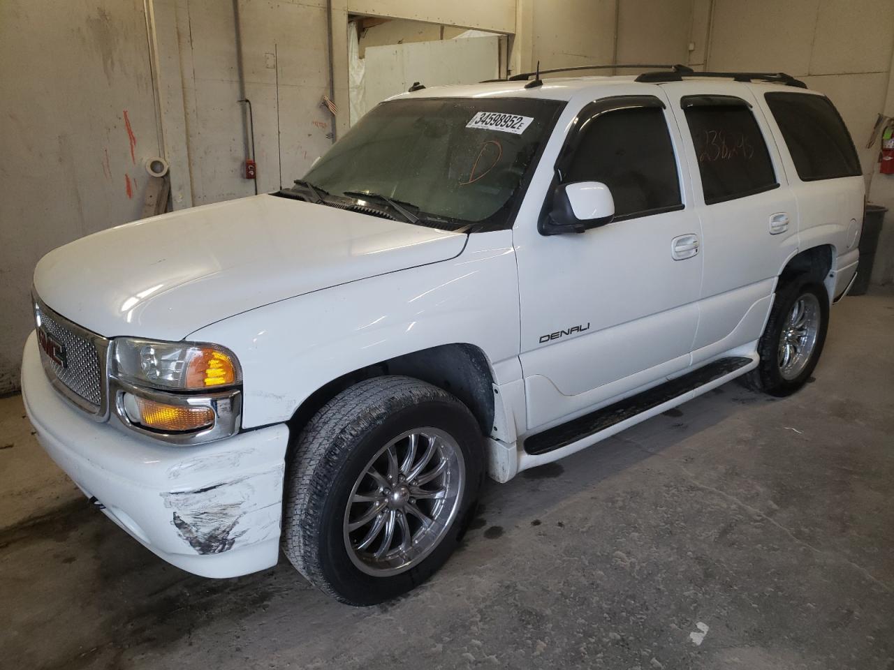 Photo 2 from auction – 2003 GMC YUKON DENA with VIN 1GKEK63U03J200252