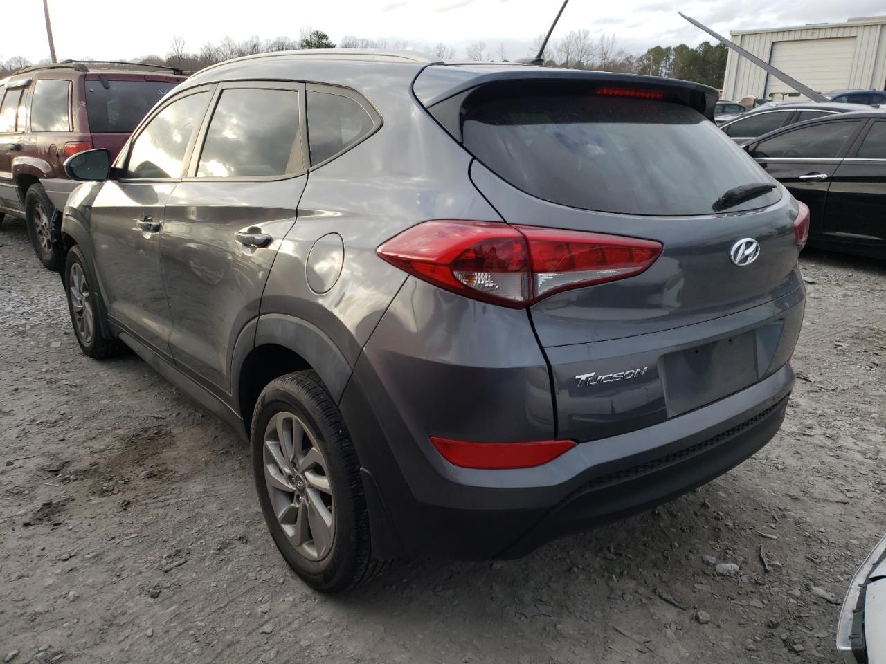 Photo 3 from auction – 2016 HYUNDAI TUCSON with VIN KM8J33A47GU124134