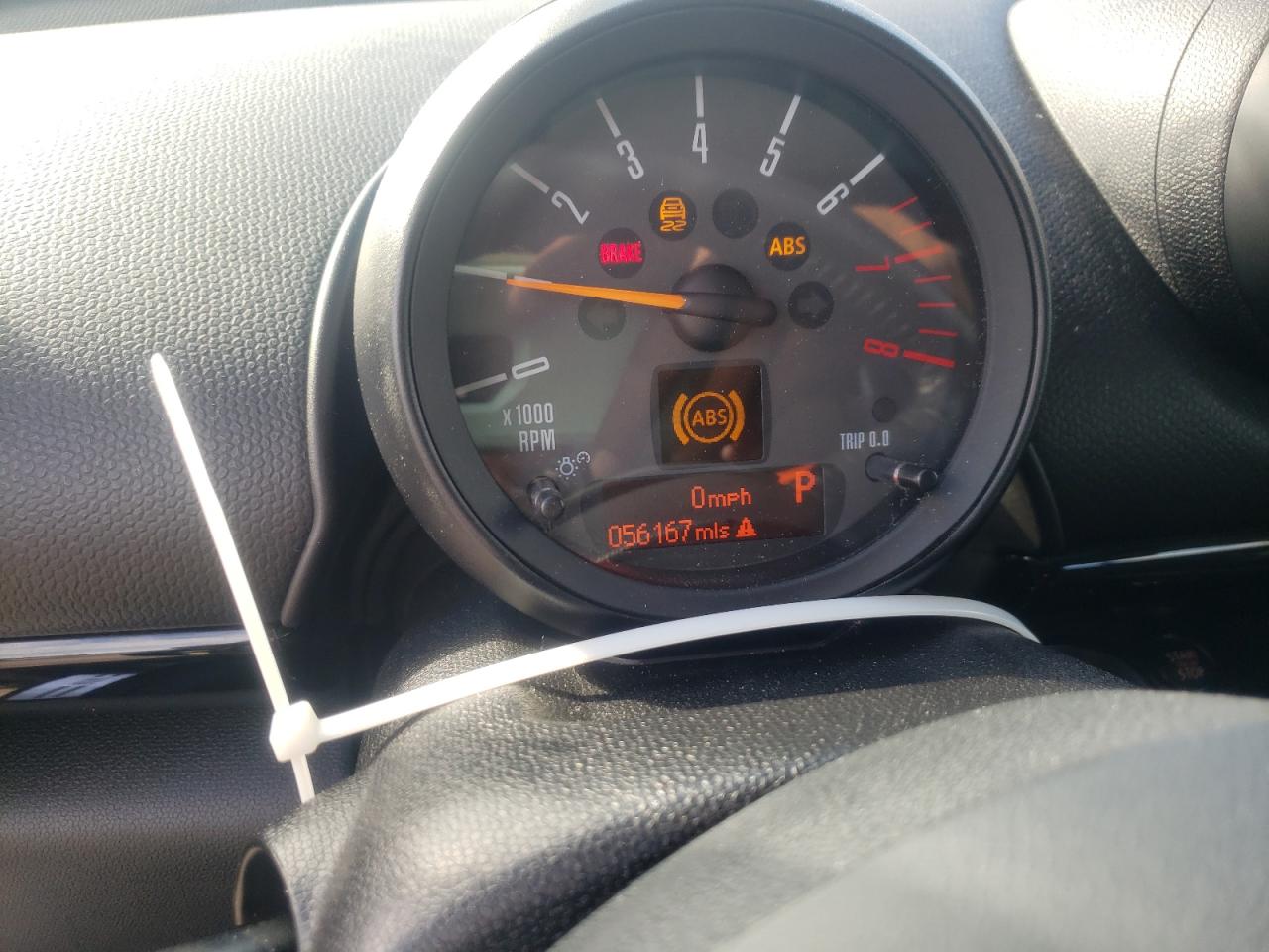 Photo 8 from auction – 2015 MINI COOPER COU with VIN WMWZB3C5XFWR46569