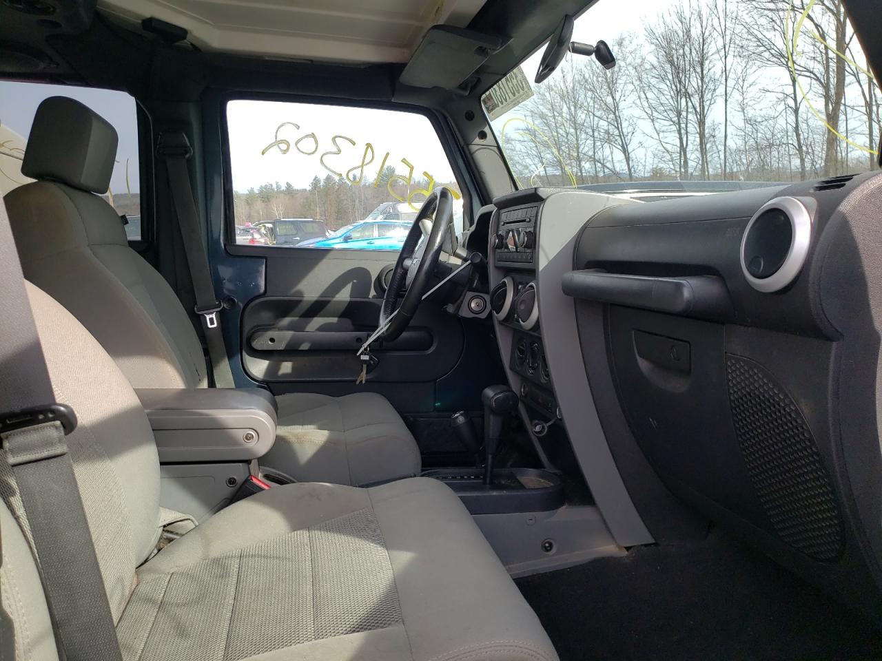 Photo 5 from auction – 2008 JEEP WRANGLER U with VIN 1J4GA59148L553033