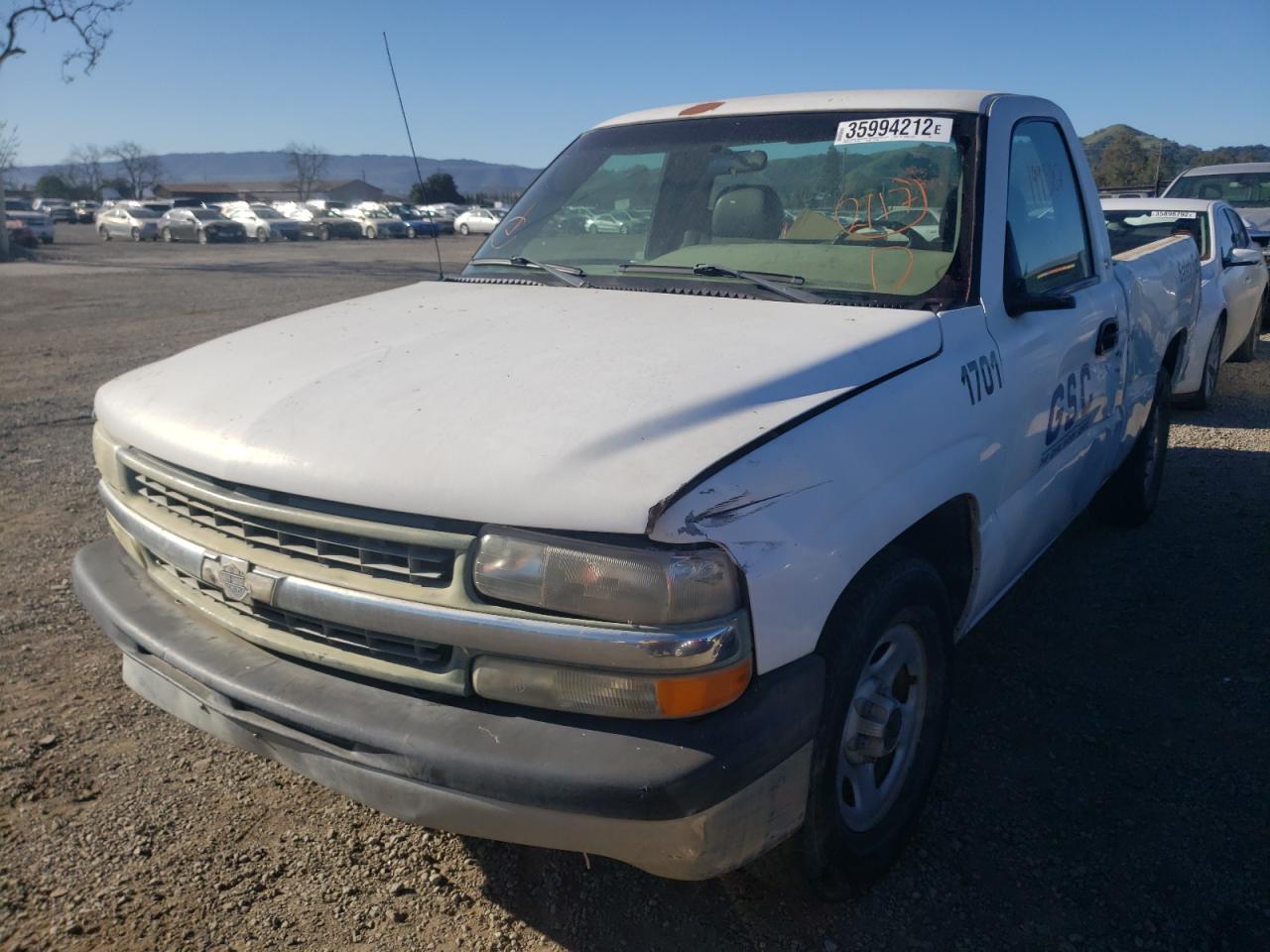 Photo 2 from auction – 2001 CHEVROLET SILVERADO with VIN 1GCEC14W31Z321805