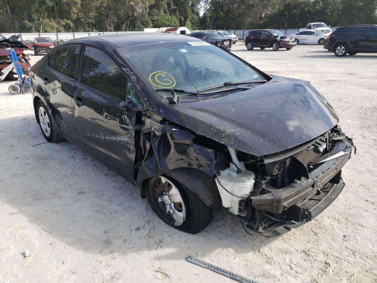 Photo 1 from auction – 2017 KIA FORTE LX with VIN 3KPFK4A79HE104447