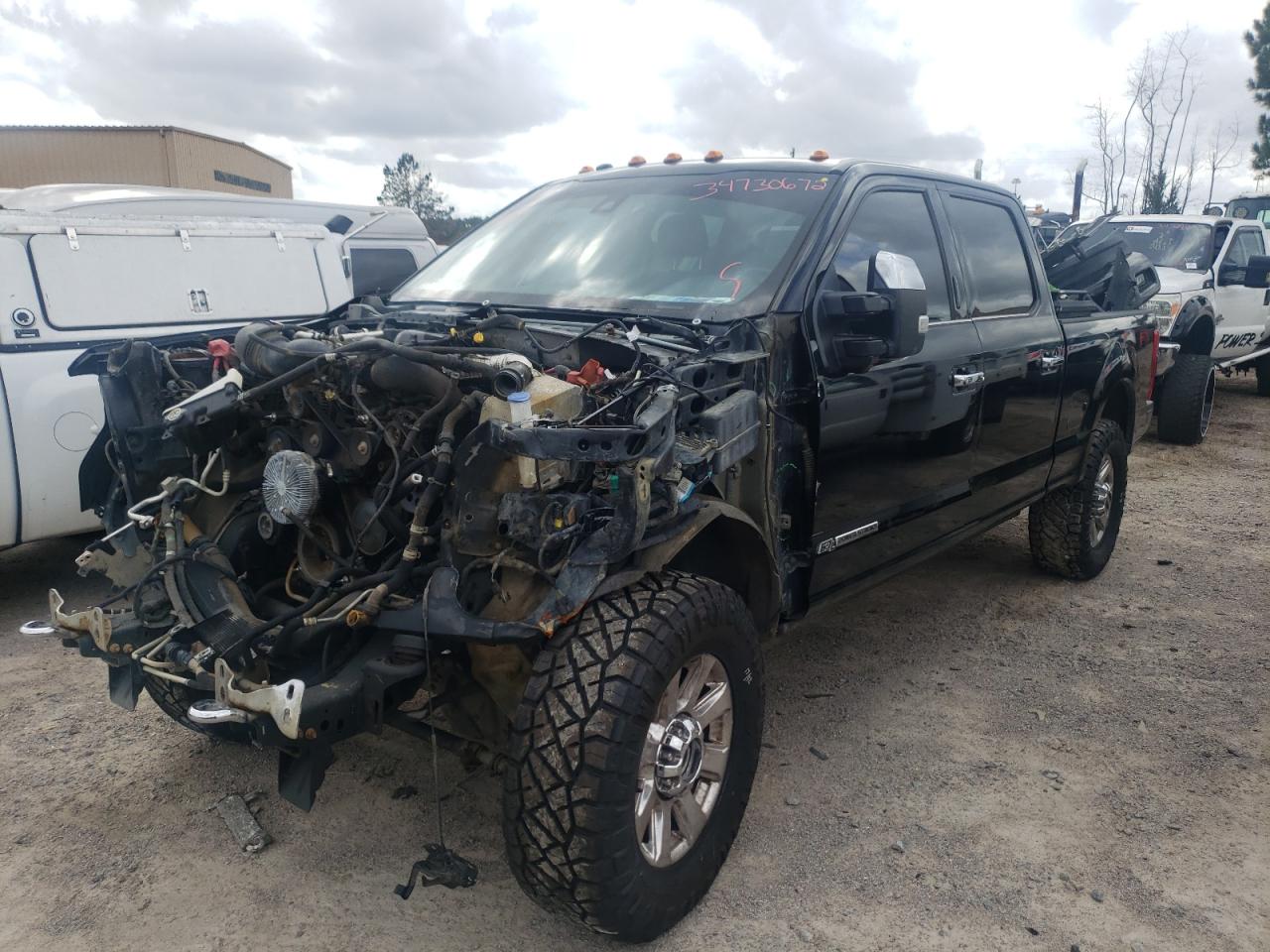Photo 2 from auction – 2017 FORD F350 SUPER with VIN 1FT8W3BT4HED37571