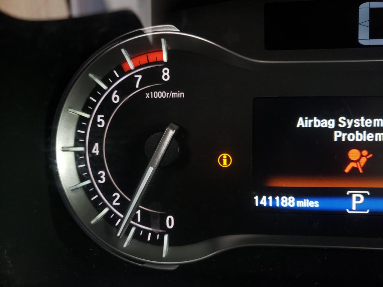 Photo 8 from auction – 2018 HONDA PILOT EX with VIN 5FNYF6H34JB072311