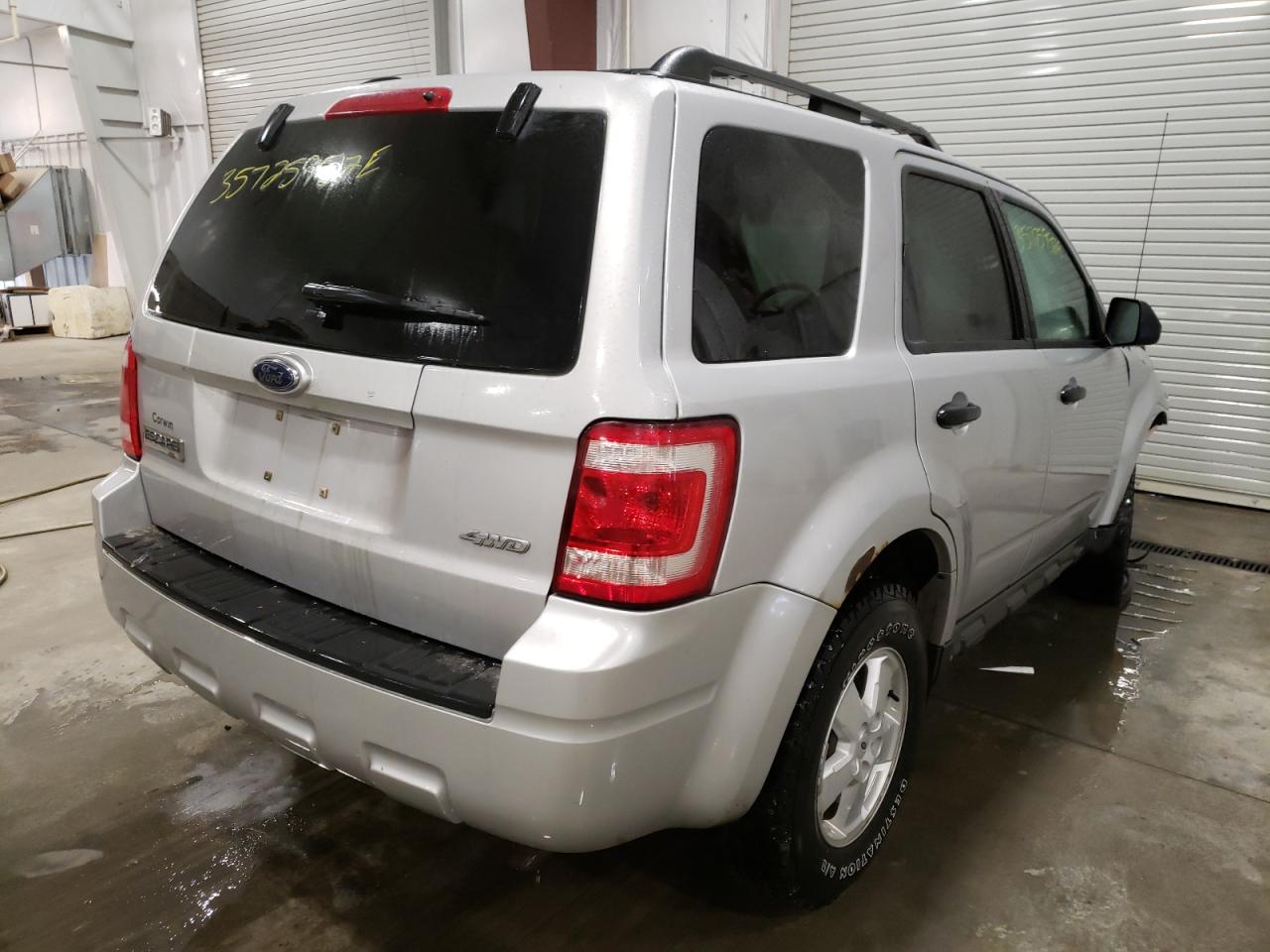 Photo 4 from auction – 2009 FORD ESCAPE XLT with VIN 1FMCU93G09KB01938