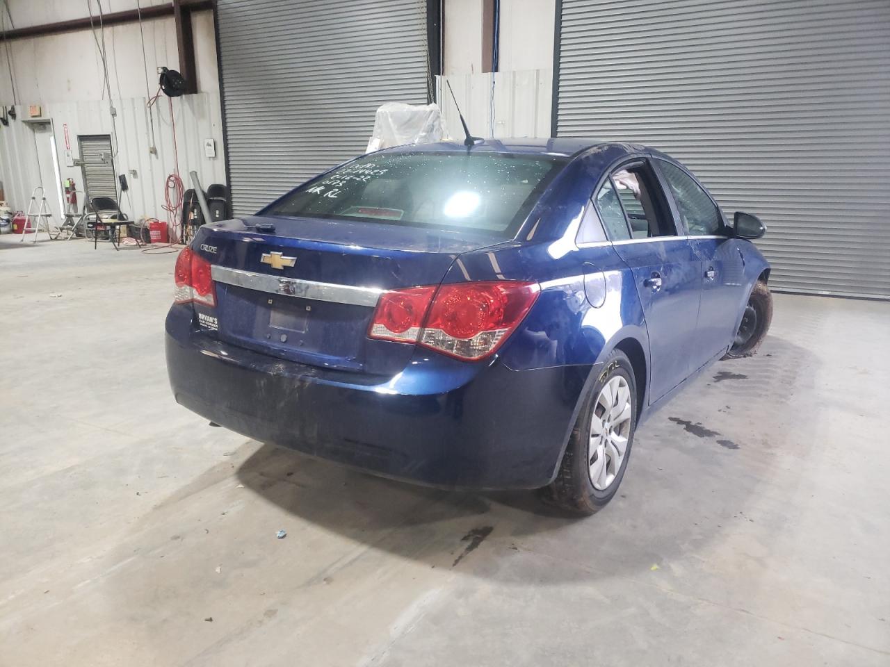 Photo 4 from auction – 2012 CHEVROLET CRUZE LS with VIN 1G1PC5SH2C7140173