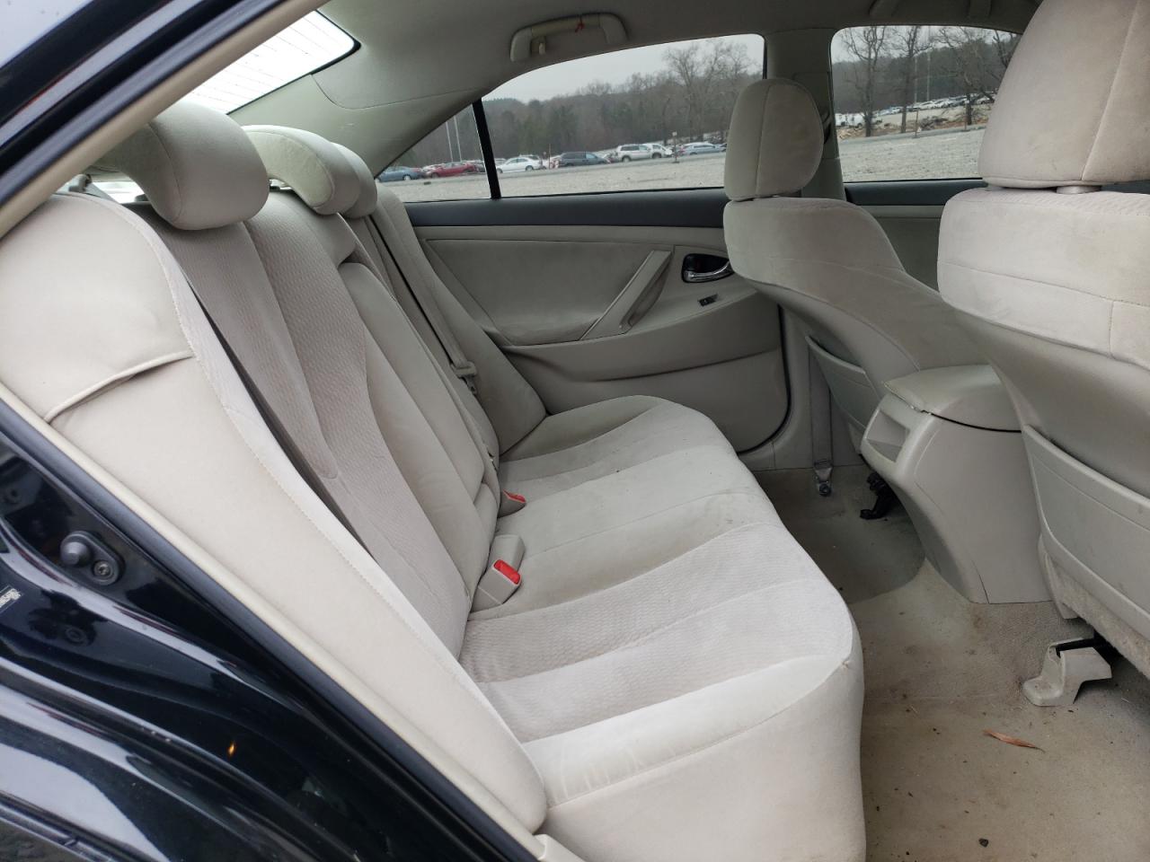 Photo 6 from auction – 2010 TOYOTA CAMRY BASE with VIN 4T1BF3EK8AU546862