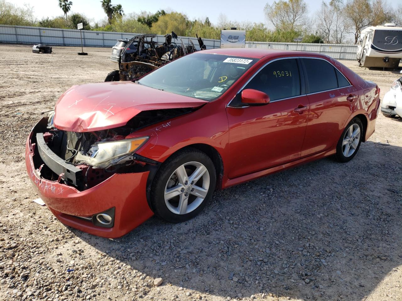 Photo 2 from auction – 2014 TOYOTA CAMRY L with VIN 4T1BF1FKXEU770160