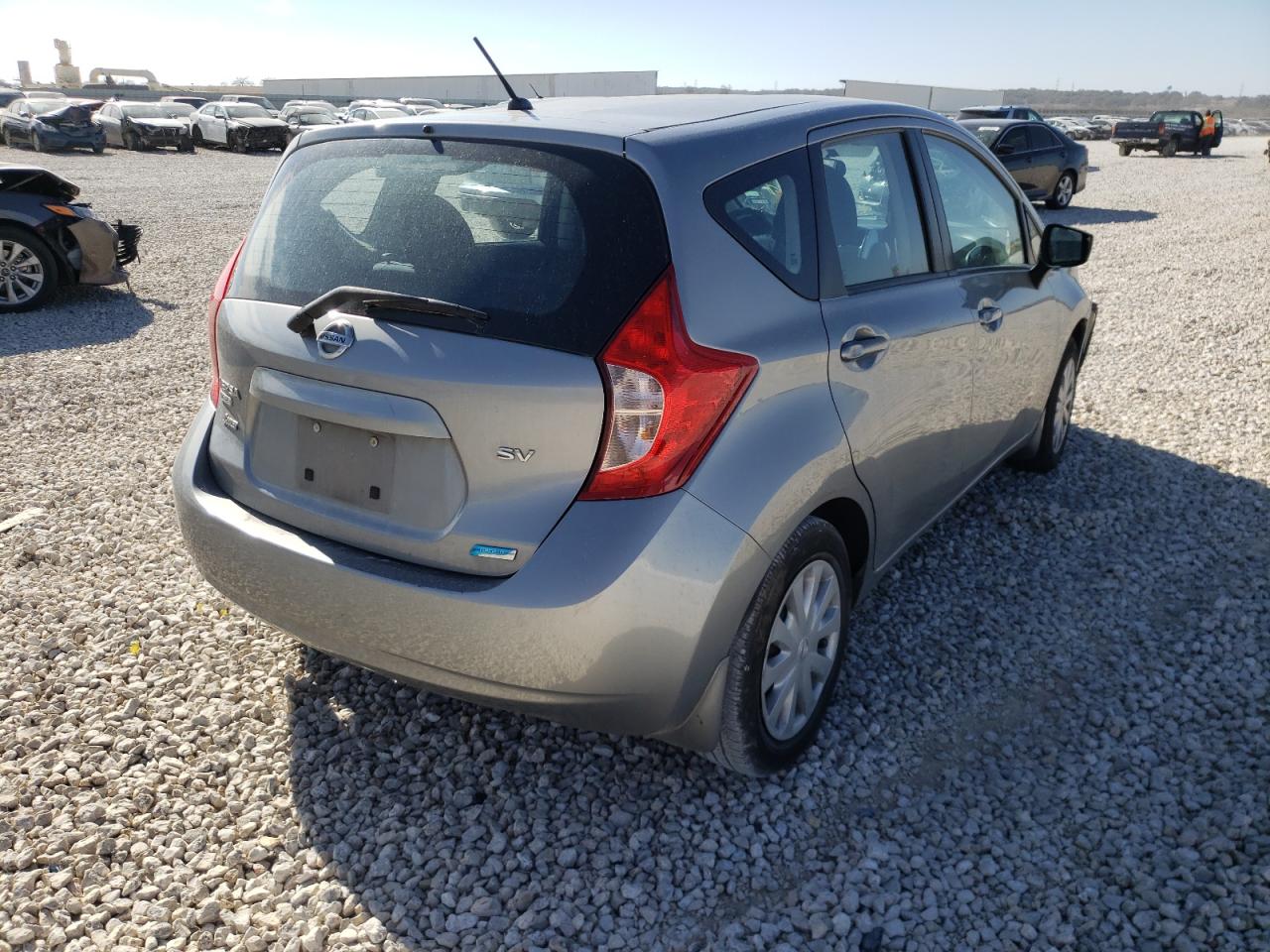 Photo 4 from auction – 2015 NISSAN VERSA NOTE with VIN 3N1CE2CP2FL378239