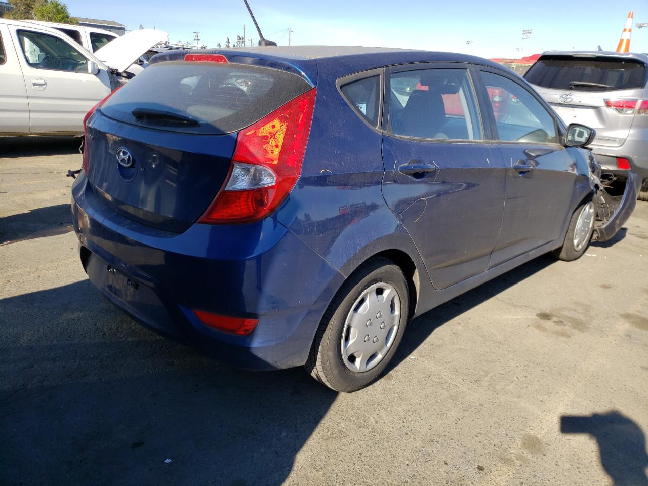 Photo 4 from auction – 2016 HYUNDAI ACCENT SE with VIN KMHCT5AEXGU289964