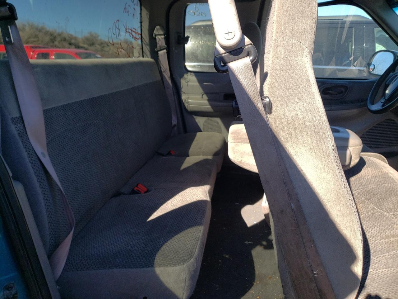 Photo 6 from auction – 1999 FORD F150 with VIN 1FTRX18L2XKA11510