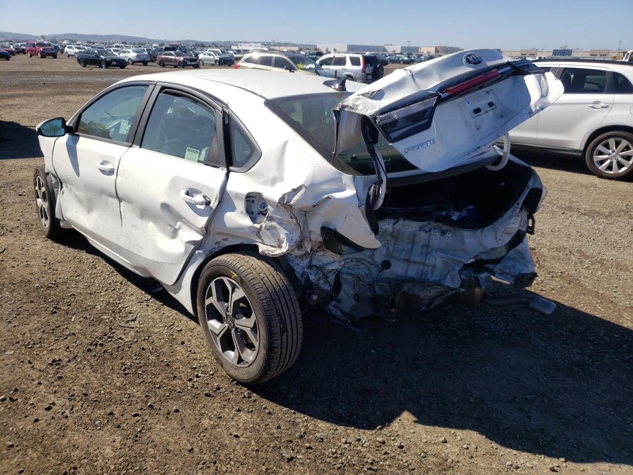 Photo 3 from auction – 2020 KIA FORTE FE with VIN 3KPF24AD0LE217122