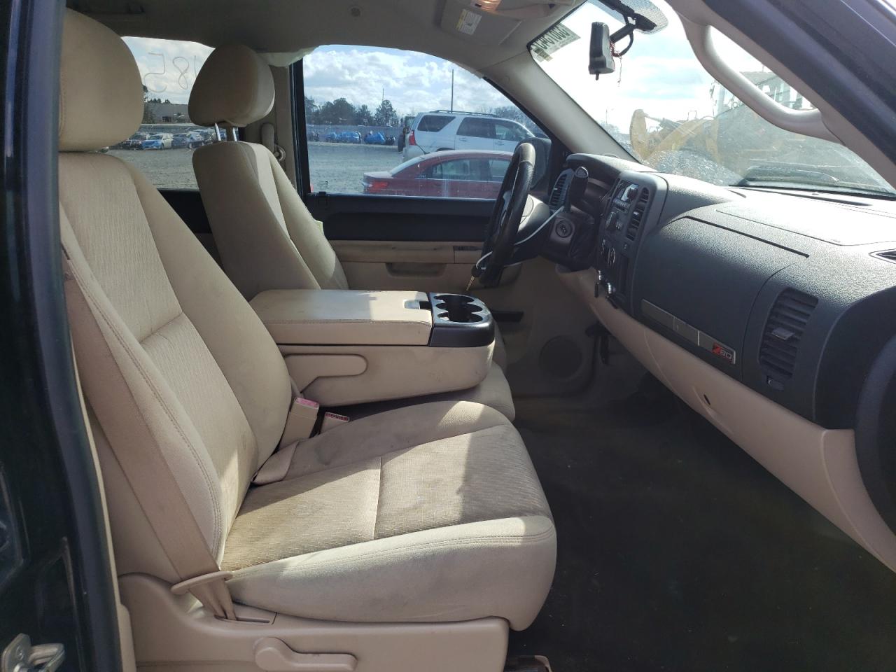 Photo 5 from auction – 2011 GMC SIERRA C15 with VIN 3GTP1VE03BG128930