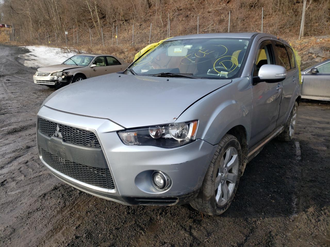Photo 2 from auction – 2010 MITSUBISHI OUTLANDER with VIN JA4JT5AX2AZ016437