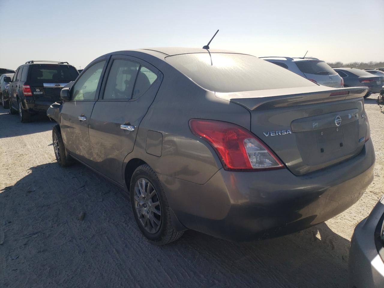 Photo 3 from auction – 2013 NISSAN VERSA S with VIN 3N1CN7AP3DL856942