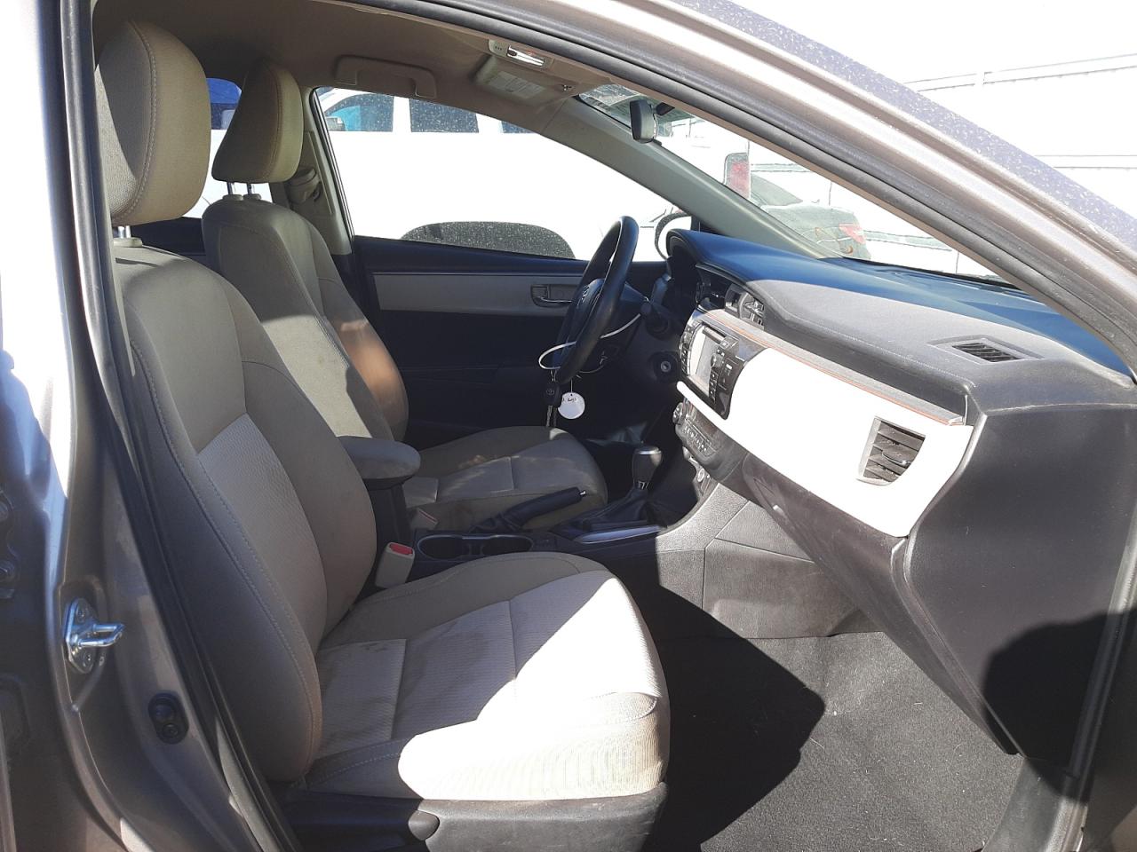 Photo 5 from auction – 2015 TOYOTA COROLLA L with VIN 5YFBURHEXFP187554