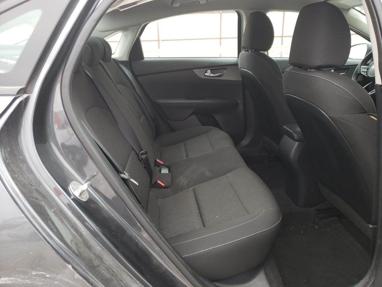 Photo 6 from auction – 2020 KIA FORTE FE with VIN 3KPF24AD3LE195214