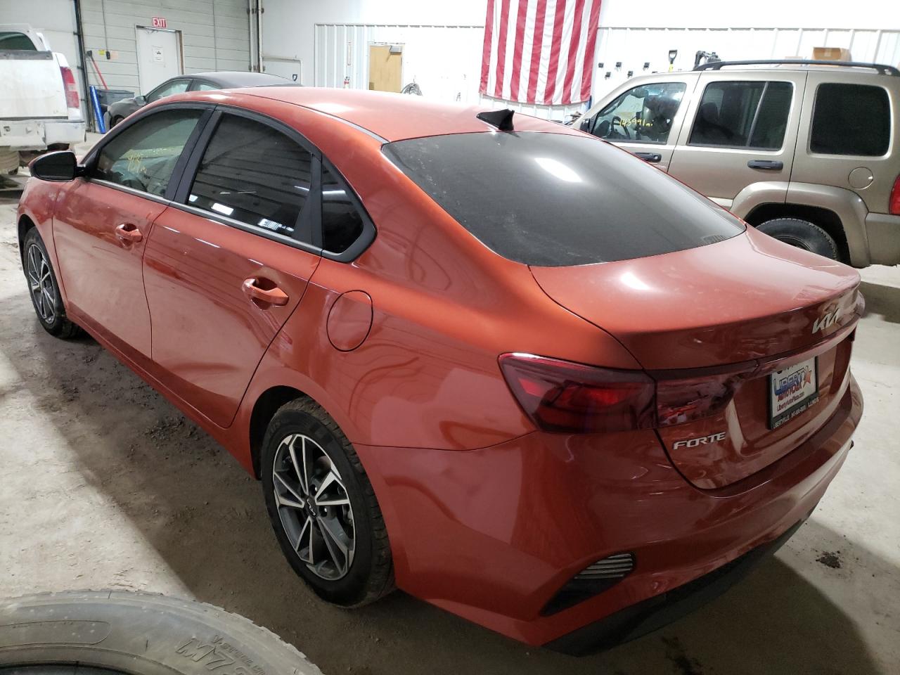 Photo 3 from auction – 2022 KIA FORTE FE with VIN 3KPF24AD9NE452301