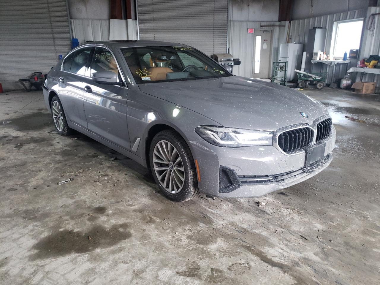 BMW 530 XI 2021 with VIN WBA13BJ08MCF35961 - Photo from auction