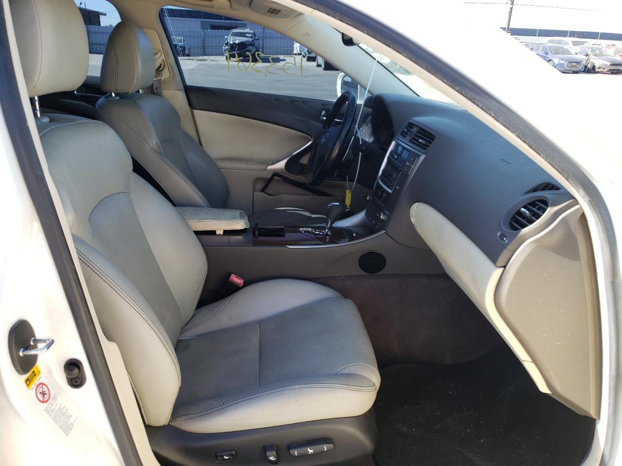 Photo 5 from auction – 2010 LEXUS IS 250 with VIN JTHBF5C21A2095853