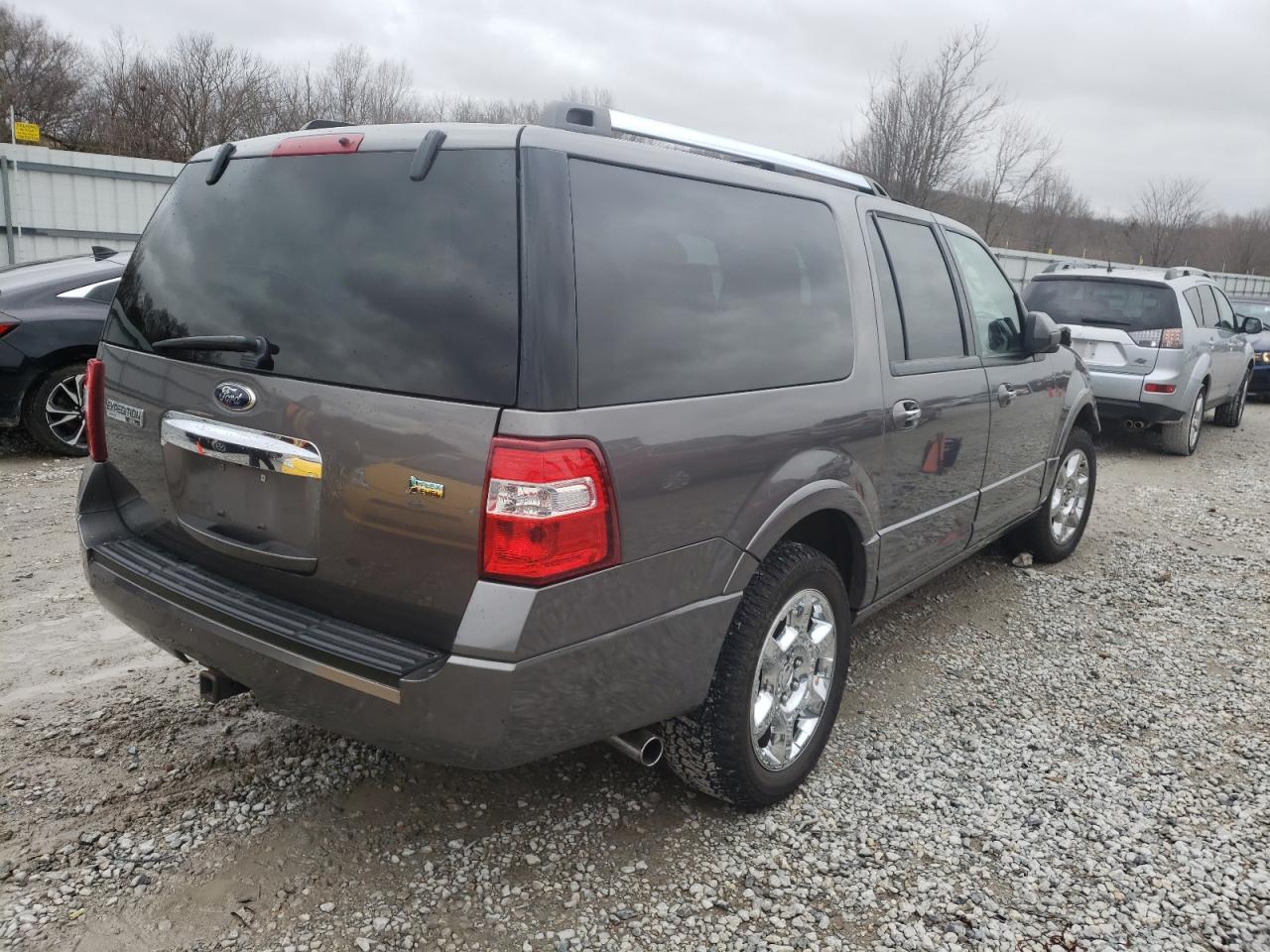 Photo 4 from auction – 2013 FORD EXPEDITION with VIN 1FMJK2A55DEF05511