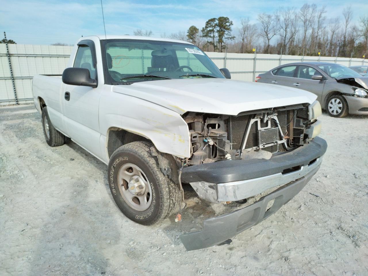 Photo 9 from auction – 2004 CHEVROLET SILVERADO with VIN 1GCEC14T64E216449