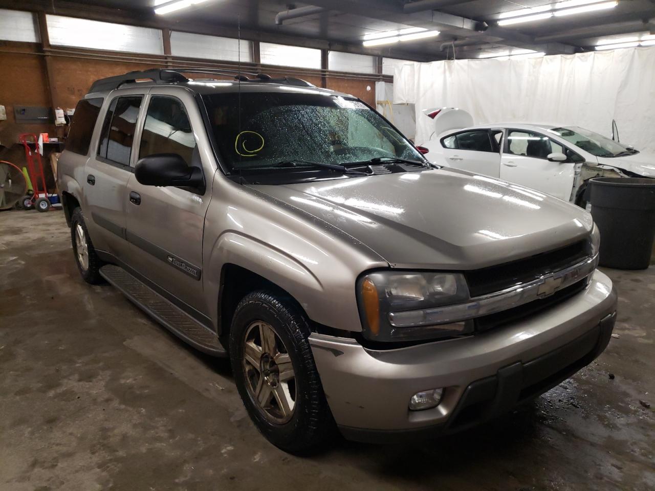 CHEVROLET TRAILBLAZE 2003 مع رقم تعريف المركبة 1GNET16S736228419 - صورة من المزاد