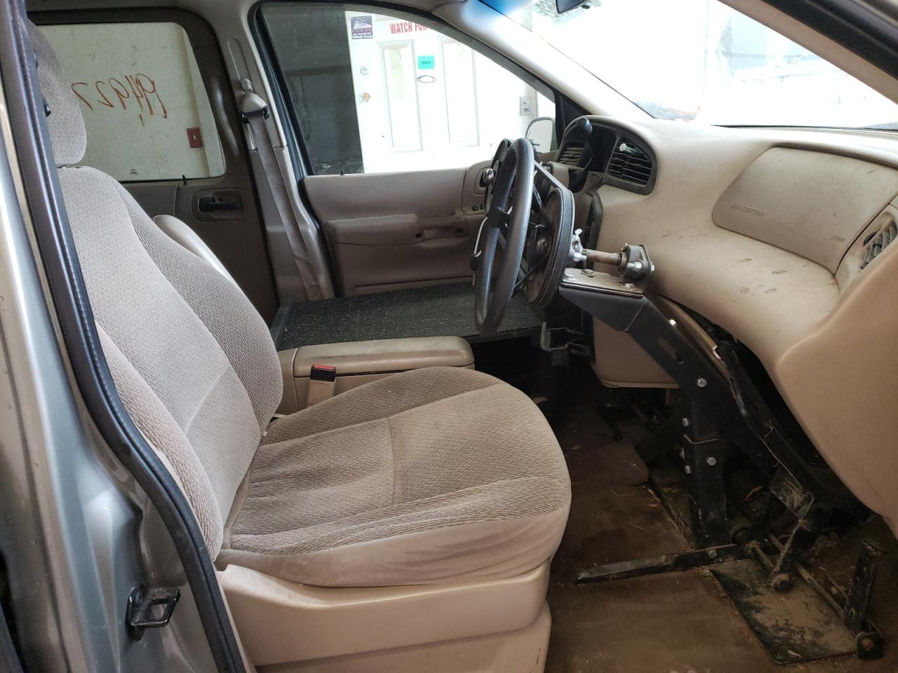 Photo 5 from auction – 2003 FORD WINDSTAR S with VIN 2FMZA52463BA08572