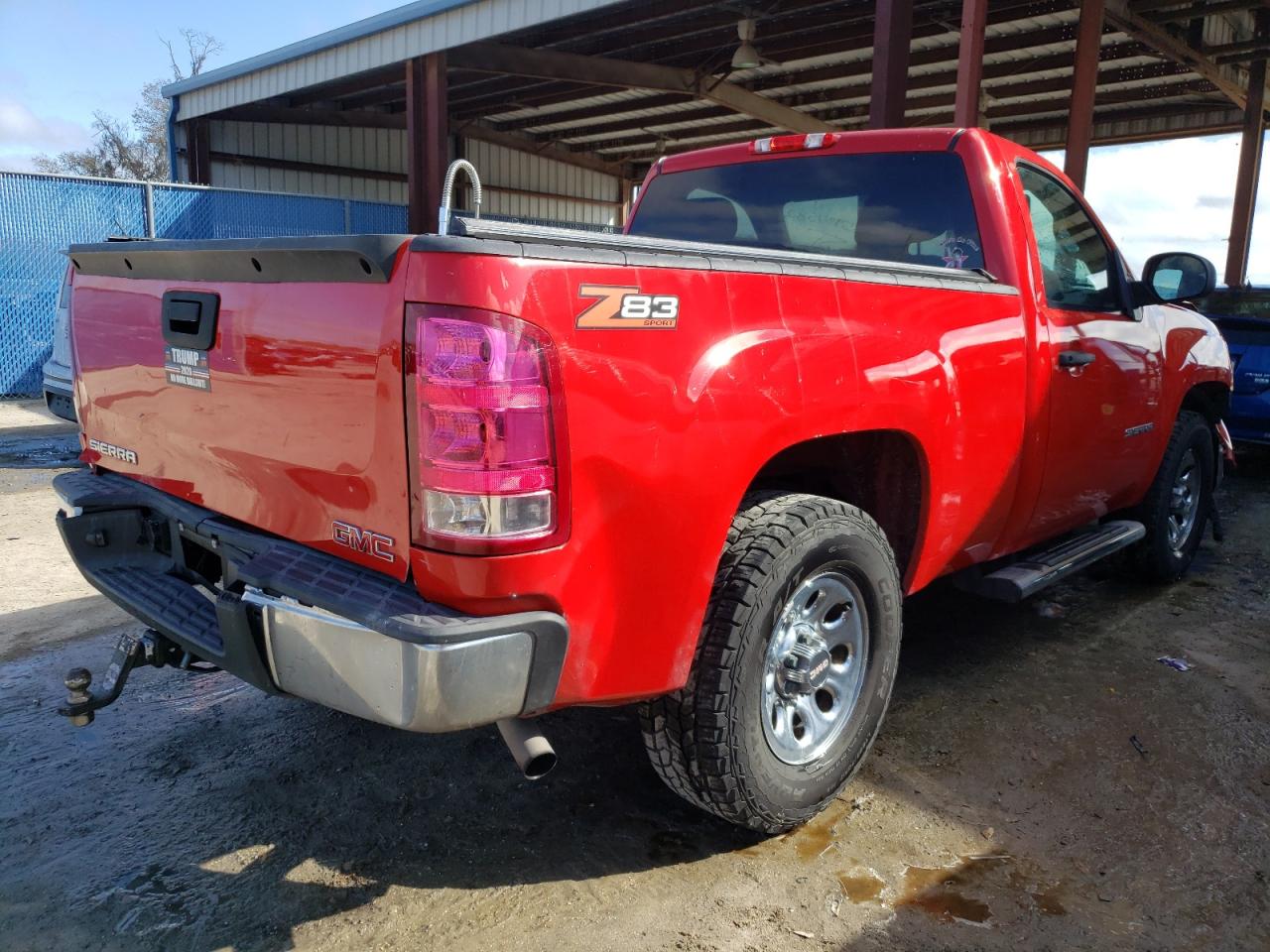 Photo 4 from auction – 2011 GMC SIERRA C15 with VIN 1GTN1TEX3BZ396515