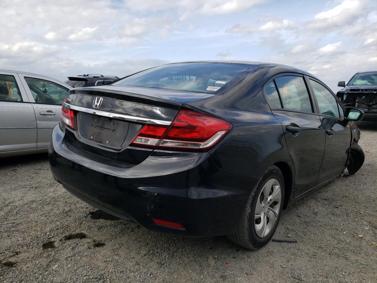 Photo 4 from auction – 2015 HONDA CIVIC LX with VIN 19XFB2F54FE288477