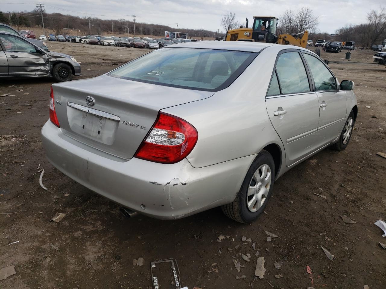 Photo 4 from auction – 2004 TOYOTA CAMRY LE with VIN 4T1BE32K14U838073