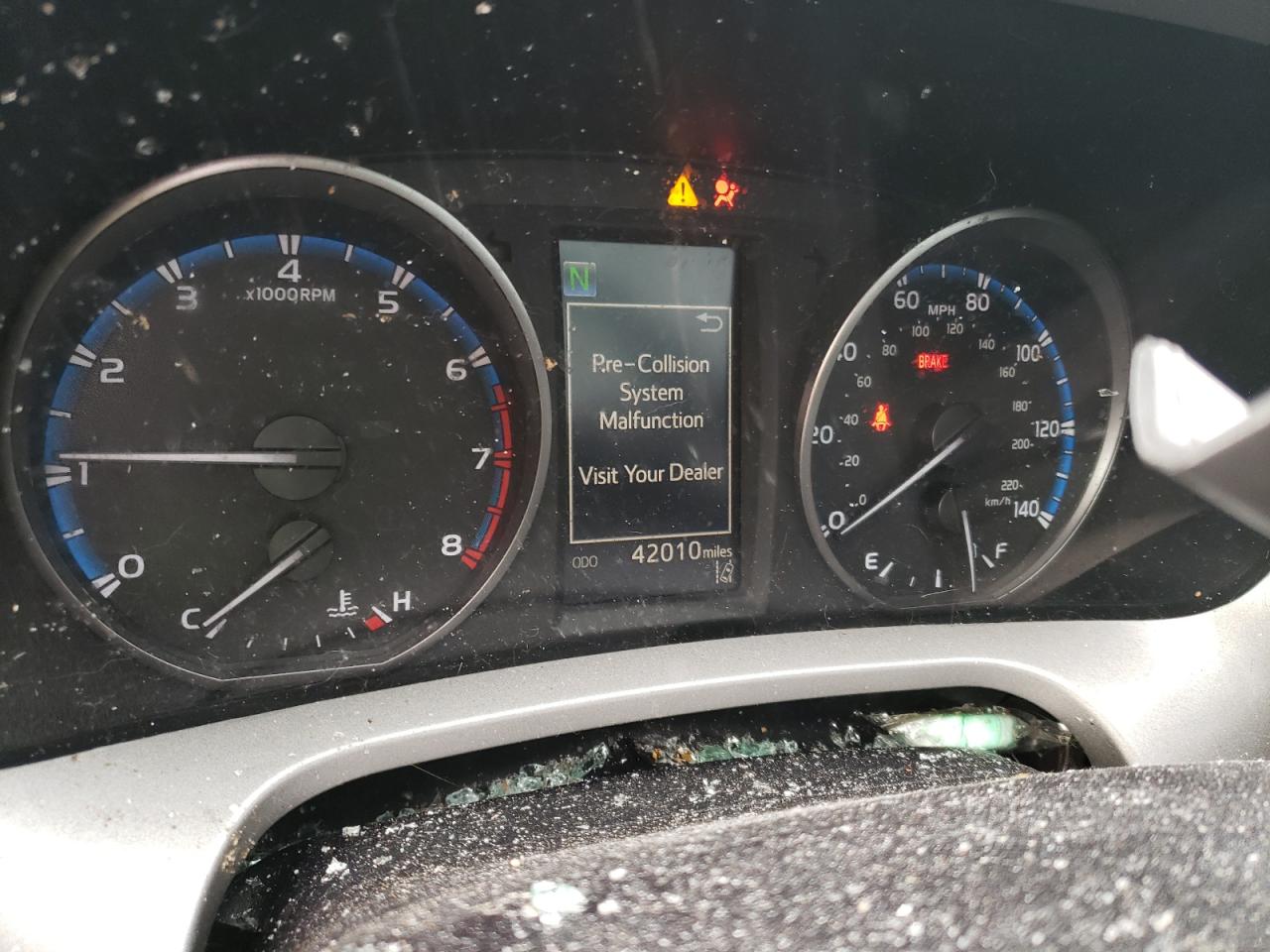 Photo 8 from auction – 2018 TOYOTA RAV4 LE with VIN 2T3BFREV0JW784130