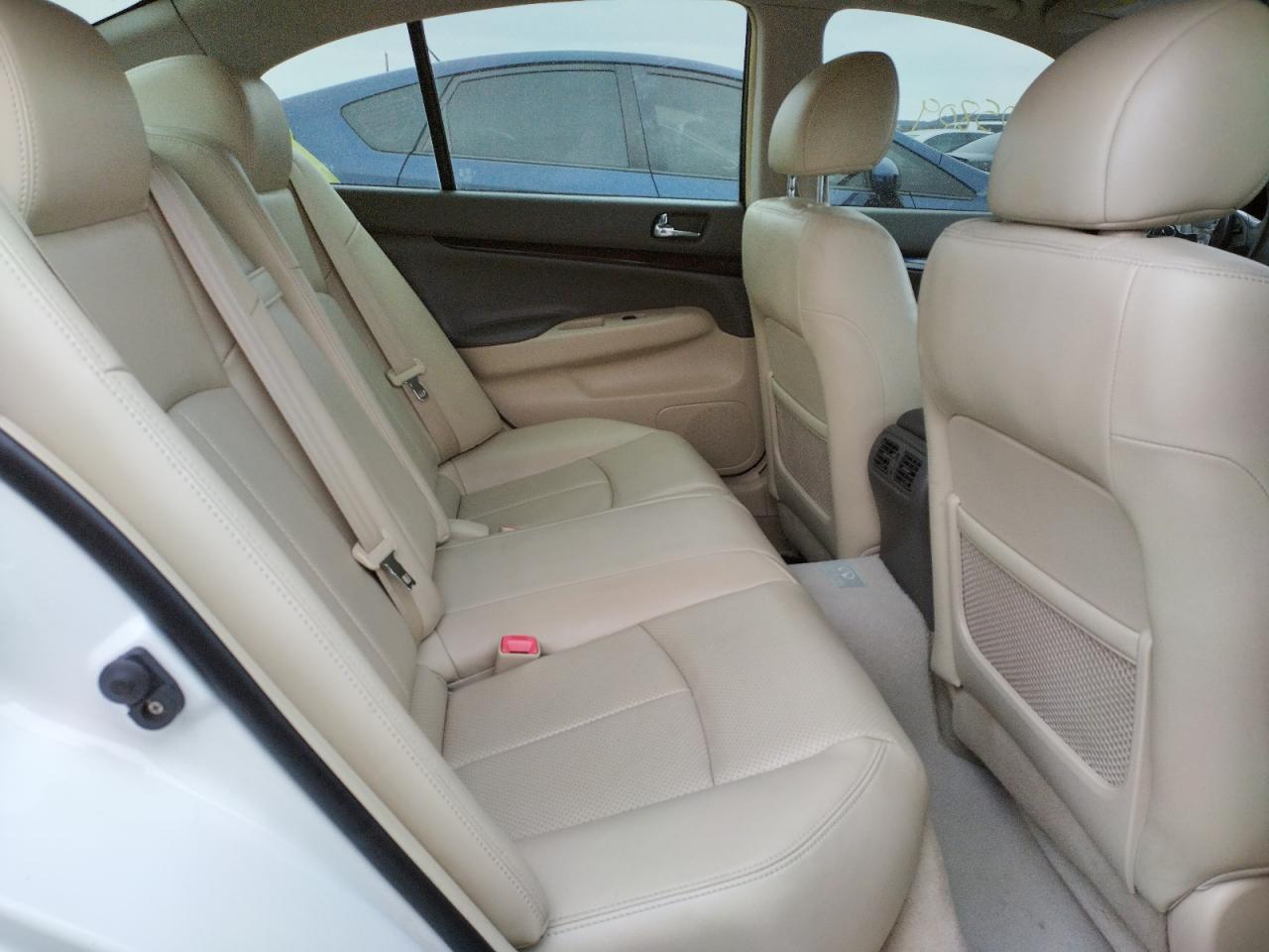 Photo 6 from auction – 2011 INFINITI G37 BASE with VIN JN1CV6AP3BM502660