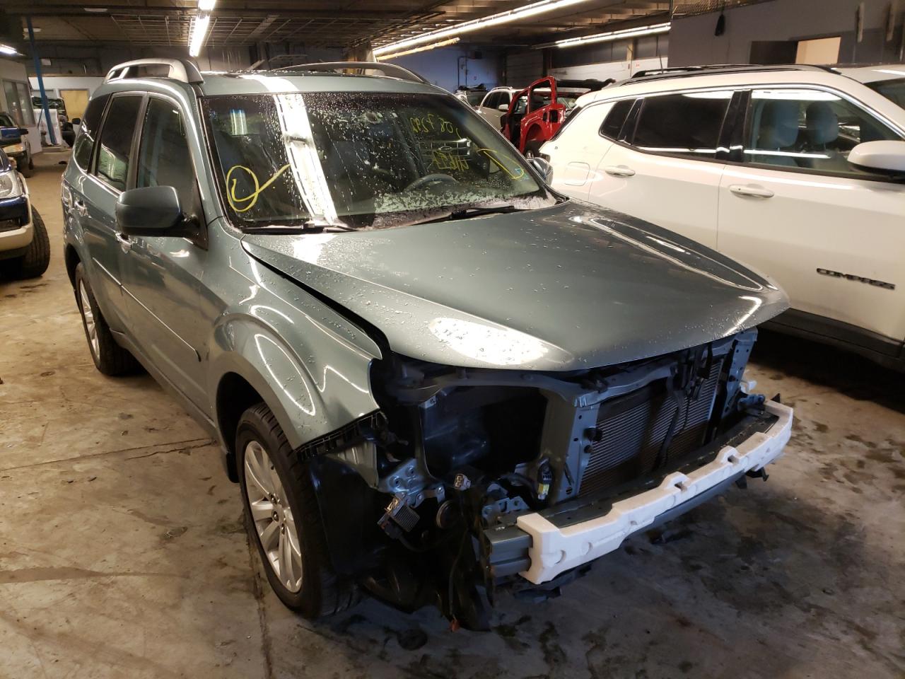 SUBARU FORESTER L 2012 with VIN JF2SHBFCXCH427126 - Photo from auction