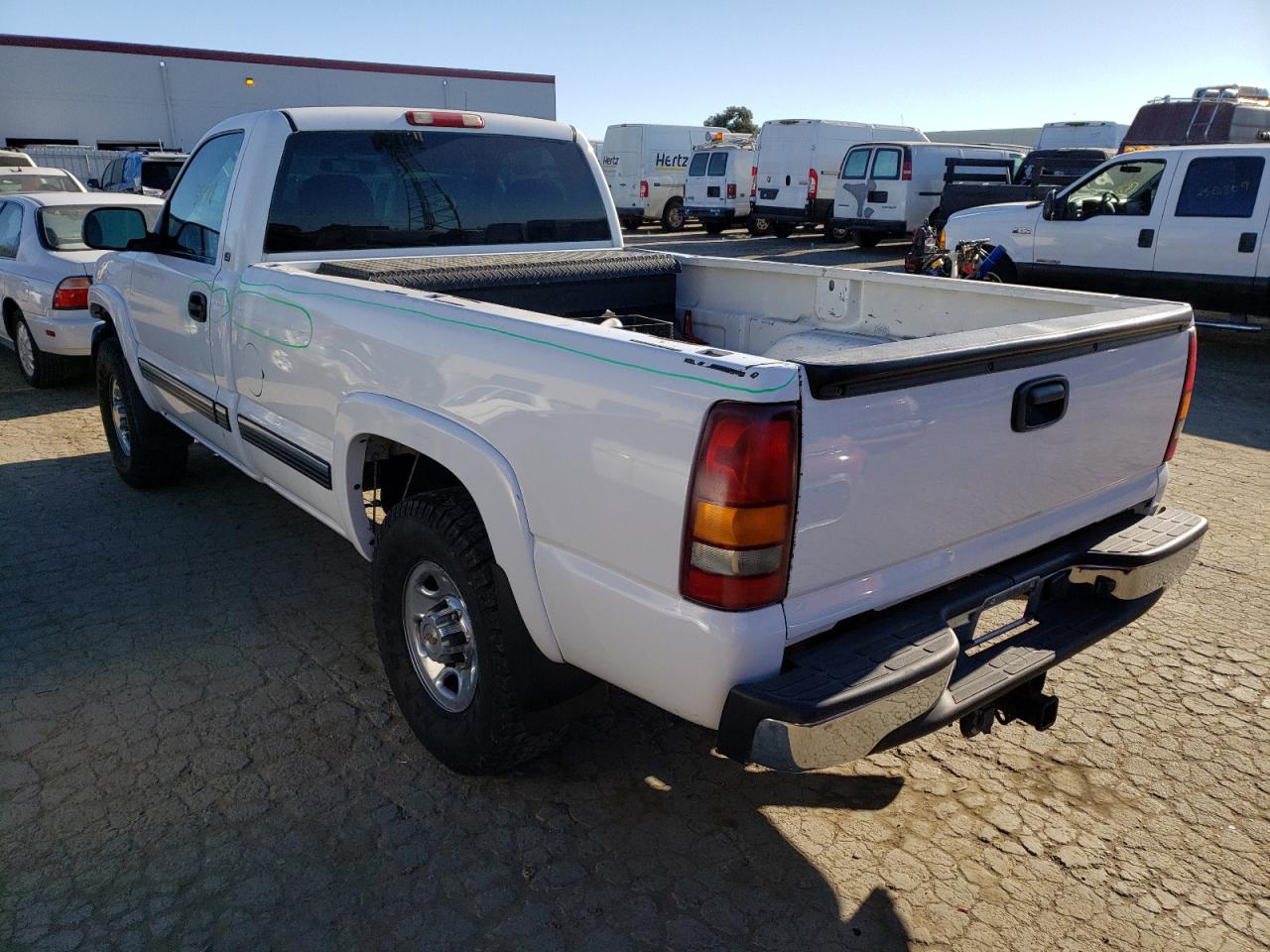 Photo 3 from auction – 2001 CHEVROLET SILVERADO with VIN 1GCHK24U41Z269315
