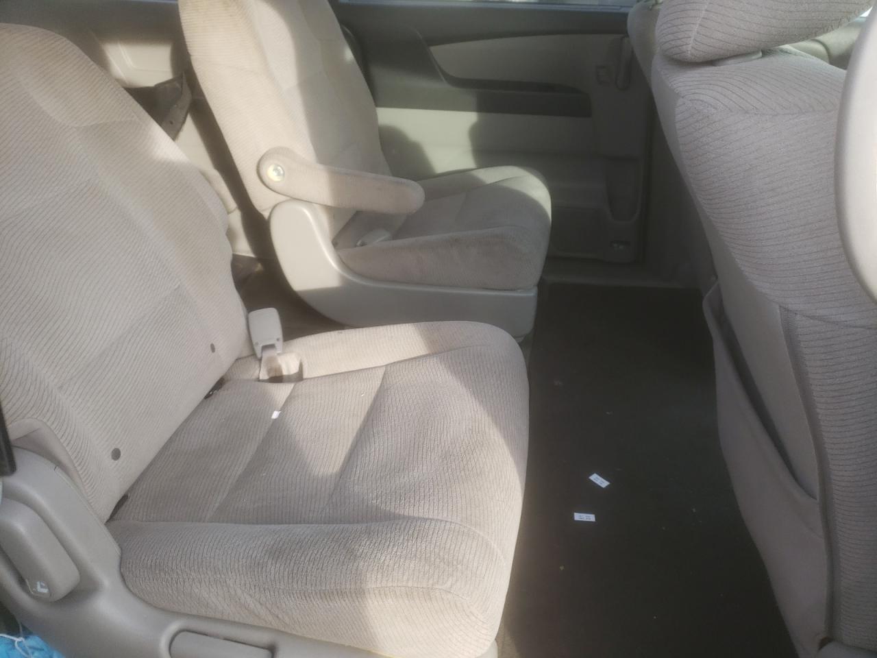 Photo 6 from auction – 2011 HONDA ODYSSEY with VIN 5FNRL5H29BB055438