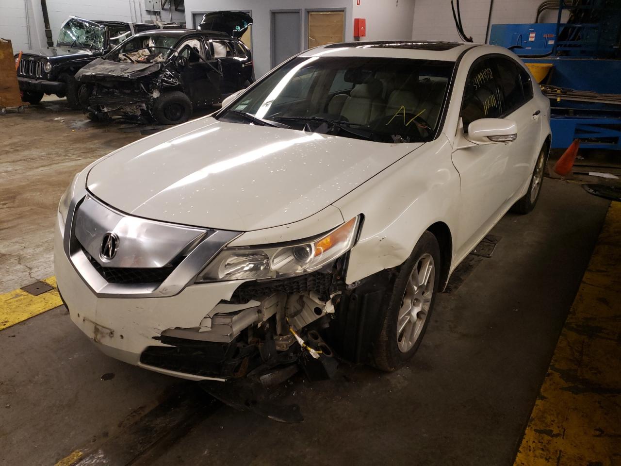 Photo 2 from auction – 2009 ACURA TL with VIN 19UUA86539A017657